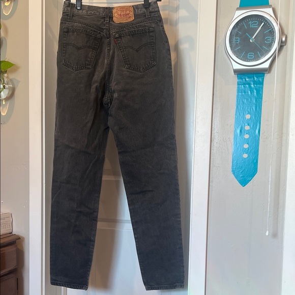 Levi’s Classic Black Women's Jeans - Picture 6 of 7